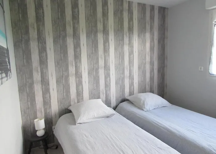 De La Grenouille Dom wakacyjny *